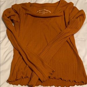 Aeropostale shrunken tee